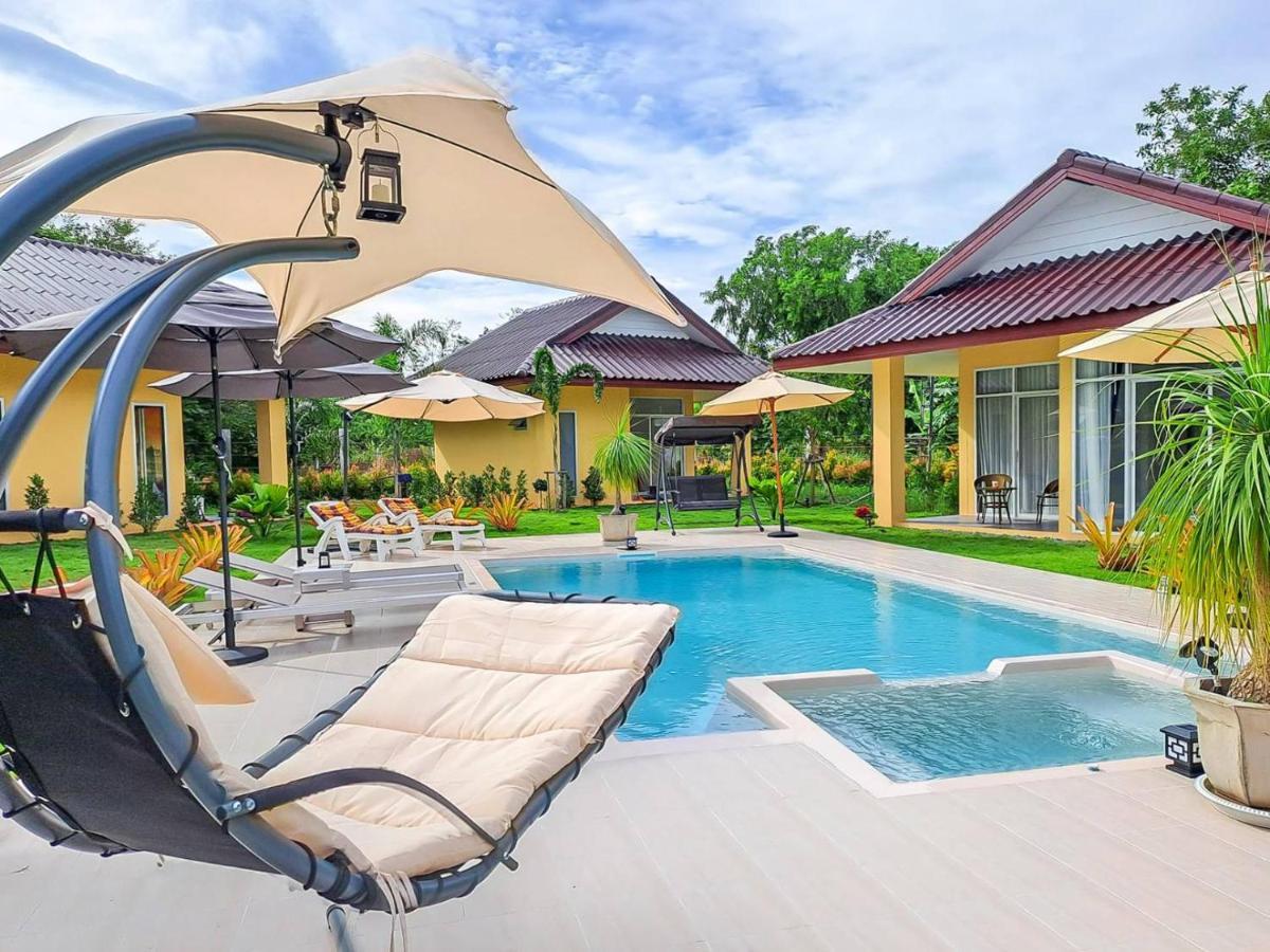 Pool Villa, Resort, Mae Ramphueng Beach, Ban Phe, Rayong, Residence M Thailand (Adults Only) Ban Chamrung Exterior photo